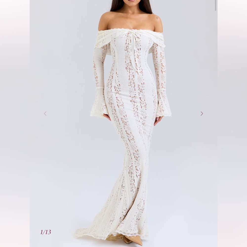White Off-Shoulder Lace Long-Sleeve Mermaid Dress